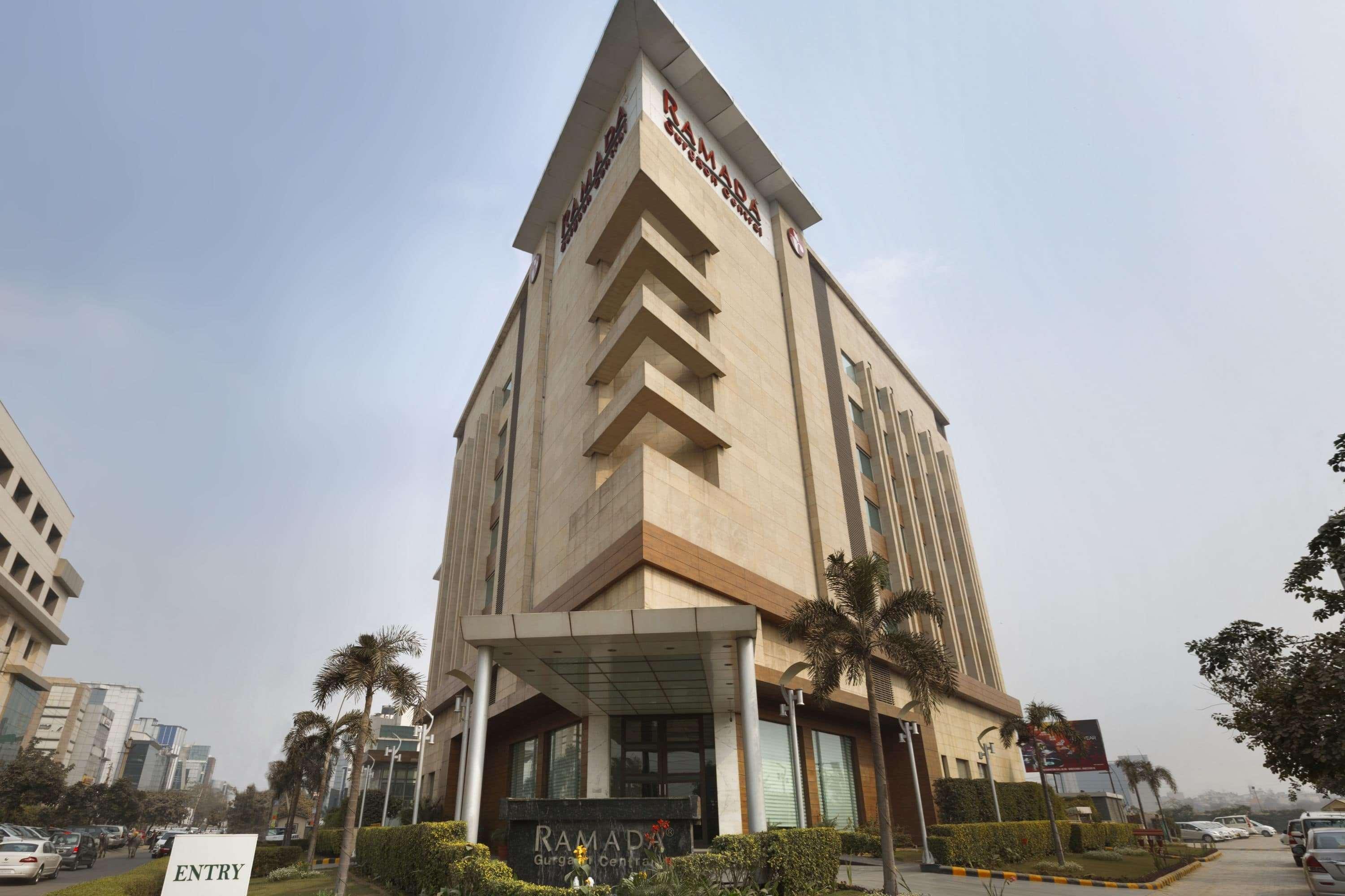 Ramada Gurgaon Central Exteriör bild